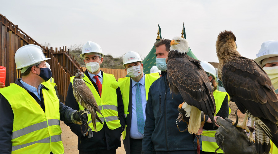 El presidente de la Diputación visita Puy du Fou